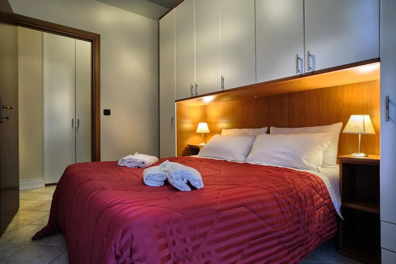 Cozzi Apartment Verona Italy