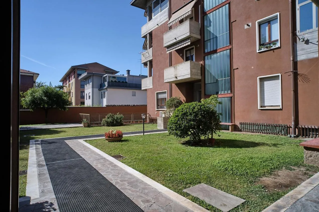 Cozzi Apartment Verona Italy